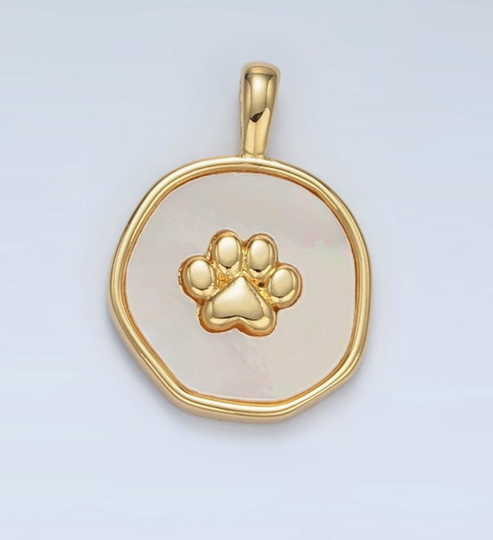 Pet Paw Print Shell Pearl Stamped Round Pendant